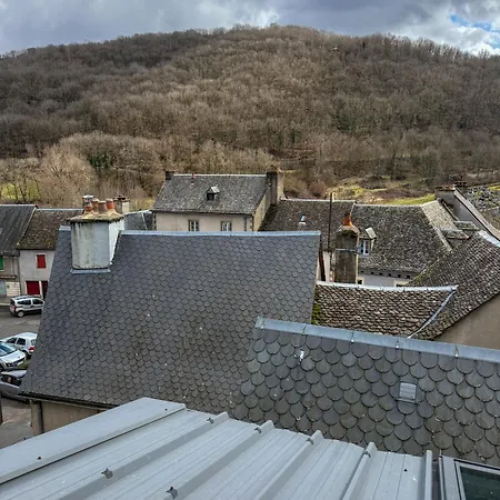 Szálloda Des Voyageurs Saint-Chély-dʼAubrac