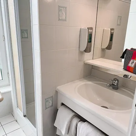 Des Voyageurs Szálloda 2*